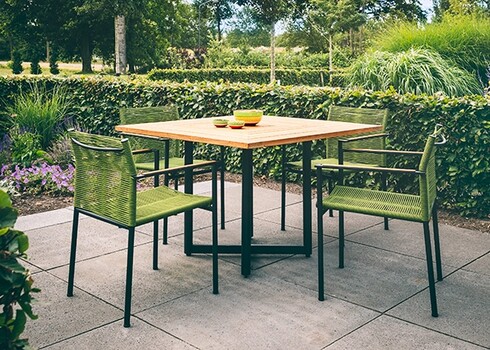 Aiatool Apple Bee JAKARTA mattmust / roheline, 56x59xH82 cm