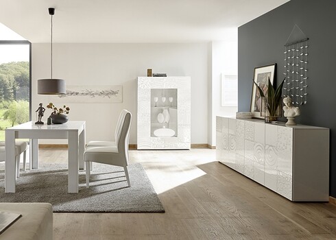 Vitriinkapp MIRO valge läige, 121x43xH166 cm, LED