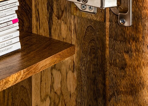 Kummut SCORPION tumepruun, 177x45xH76 cm