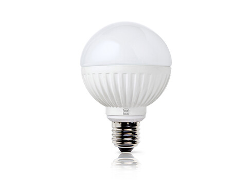 LED lamp ROUND valge, D7,5xH11 cm, 8,5W, E27, 2700K, reguleeritav