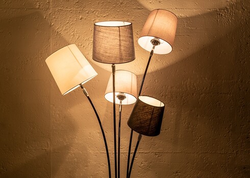 Põrandavalgusti LEVELS must / hall, 50x50xH176 cm, E14