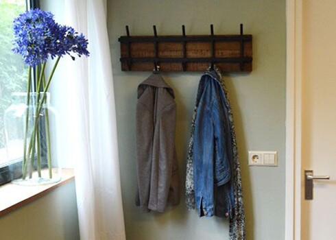 Nagi GABI naturaalne puit / must, 70x13xH25 cm