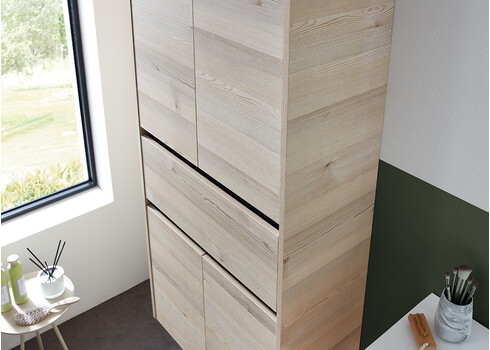 Kõrge vannitoakapp 393 hele mänd, 67x33xH146 cm