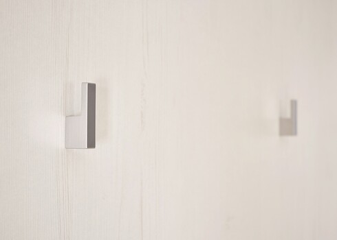 Esikunagi WESTMINSTER valge / tamm, 91x26xH160 cm