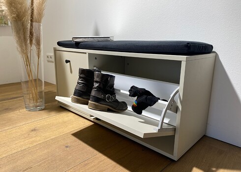 Jalatsikapp LOVUND beež, 98x33xH47 cm