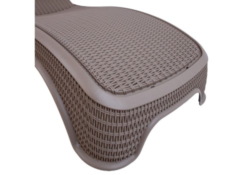 Lamamistool NEWPORT hallikasbeež plastik