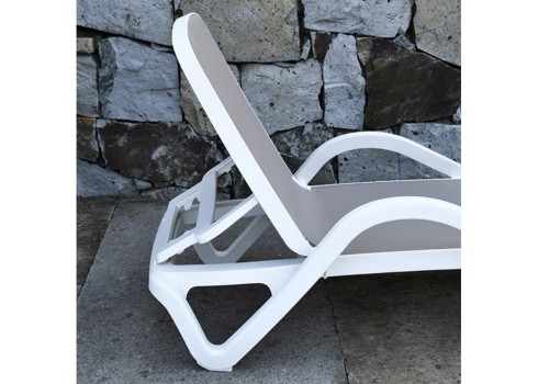 Lamamistool RESORT beež plastik