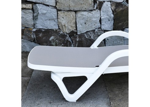 Lamamistool RESORT beež plastik