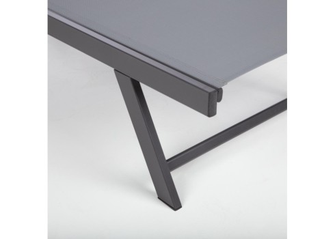 Lamamistool ARIO tumehall