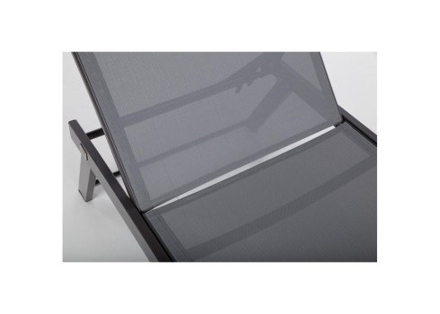 Lamamistool ARIO tumehall